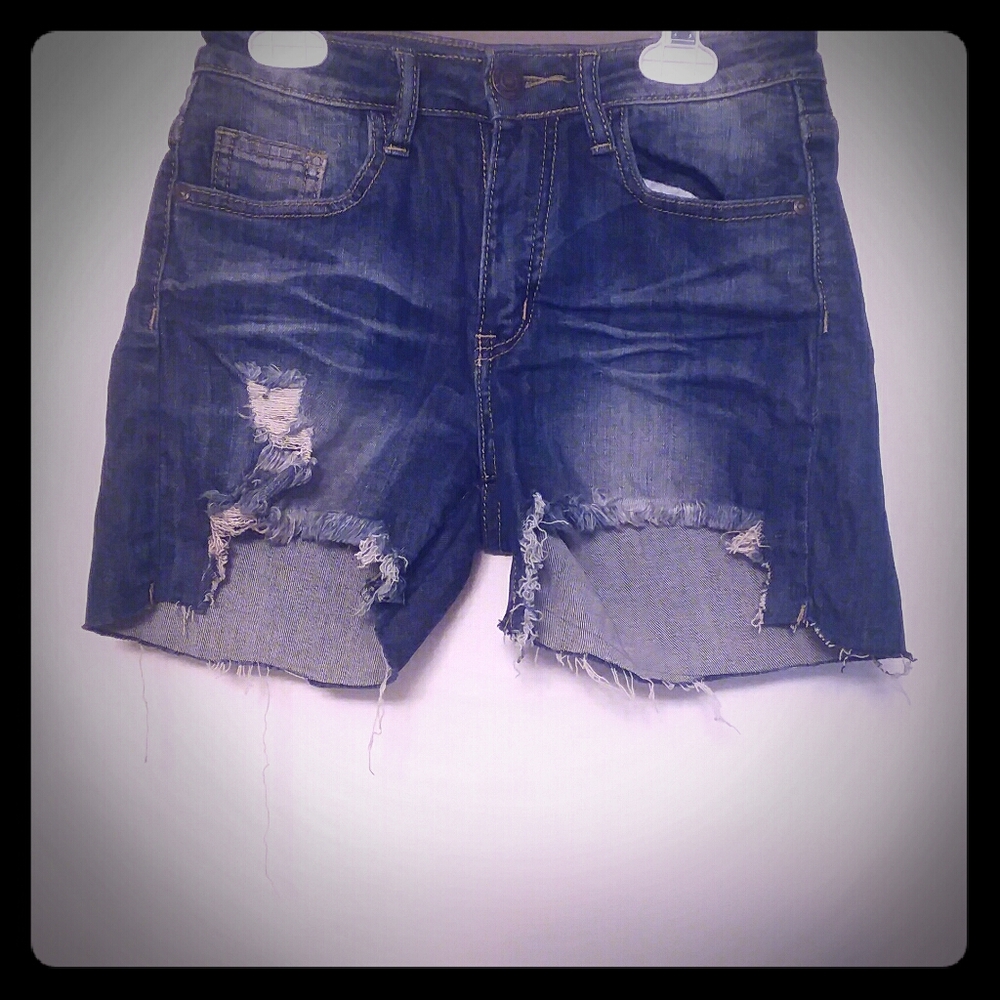 5/$25 NWOT Machine Loue Newf Jean Shorts